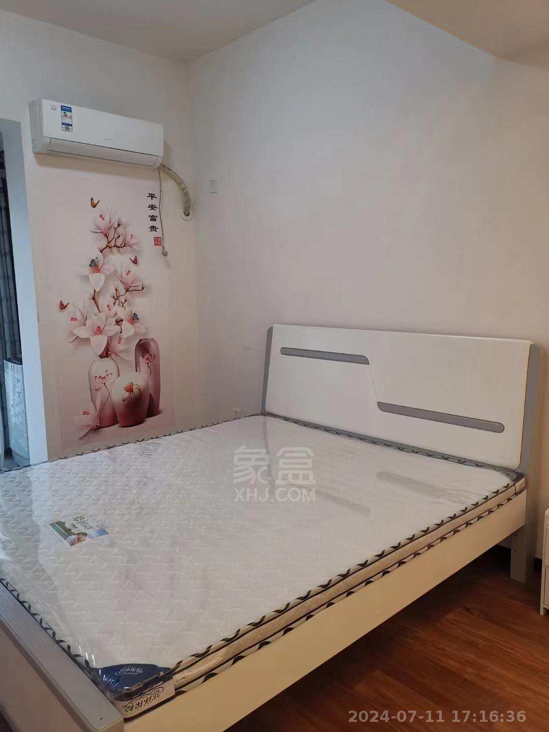 中泰财富湘江  1室1厅1卫   1600.00元/月户型图