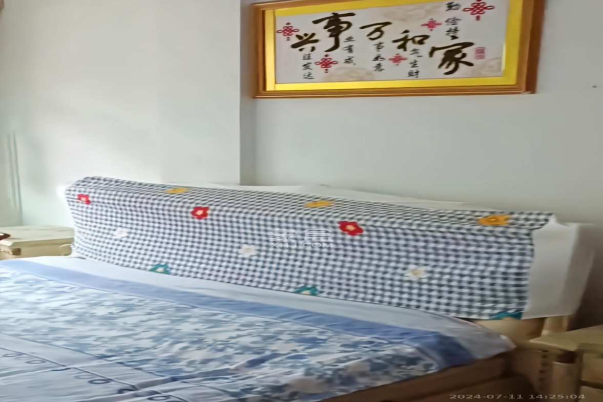 扬帆小区  2室1厅1卫    1900.0元/月室内图1
