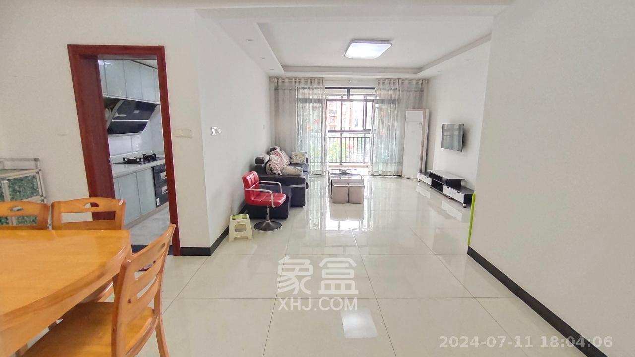湘桥佳苑  4室2厅2卫    3500.0元/月室内图