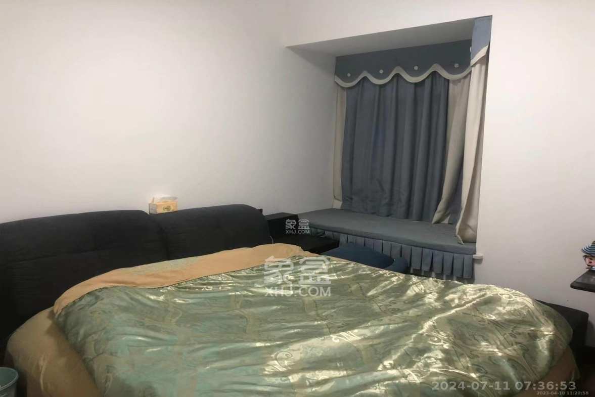 德润小区(丰升德润小区) 3室2厅2卫 3200.0元/月 德润小区(丰升德润小区) 3室2厅2卫 3200.0元/月室内图