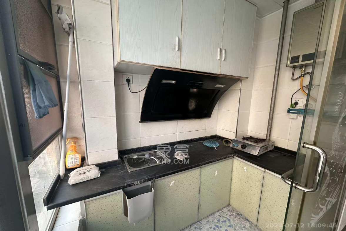 怡海星城  1室1厅1卫    800.0元/月室内图