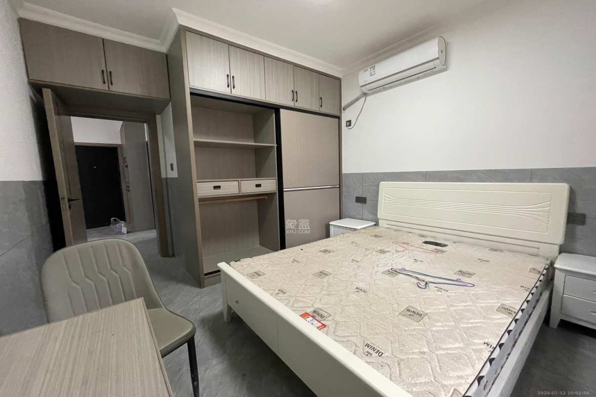 山水新城  2室2厅1卫    2200.0元/月室内图