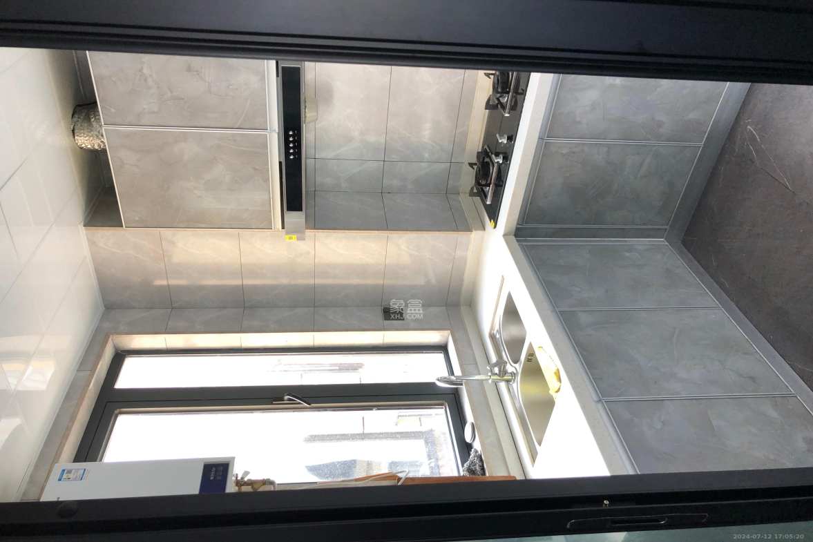 卢浮原著  2室2厅1卫    1800.0元/月室内图