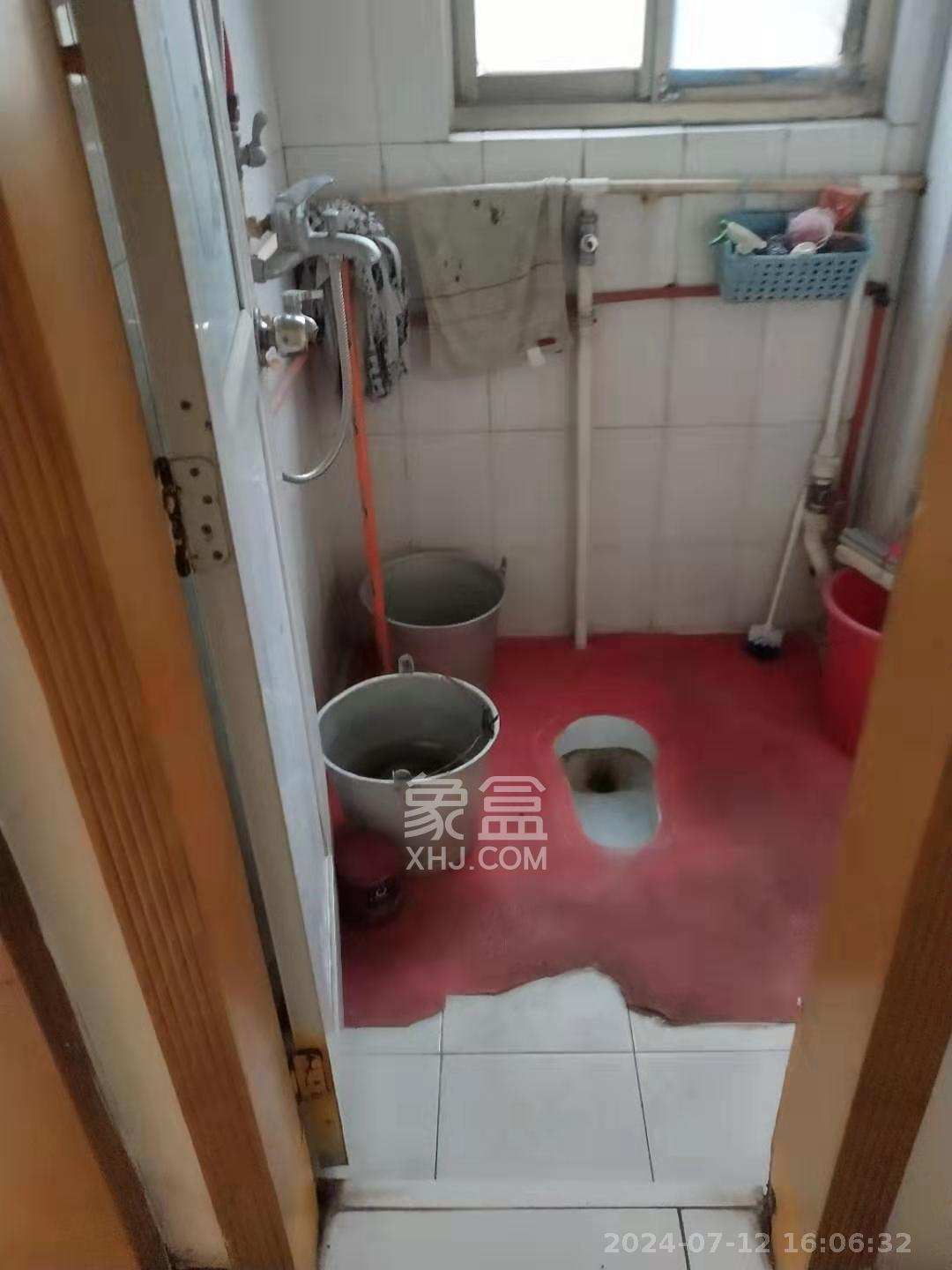阳明山庄  3室2厅1卫   2100.00元/月室内图