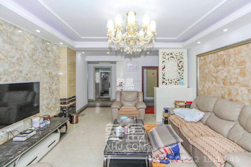 中建麓山和苑  4室2厅2卫    3000.0元/月