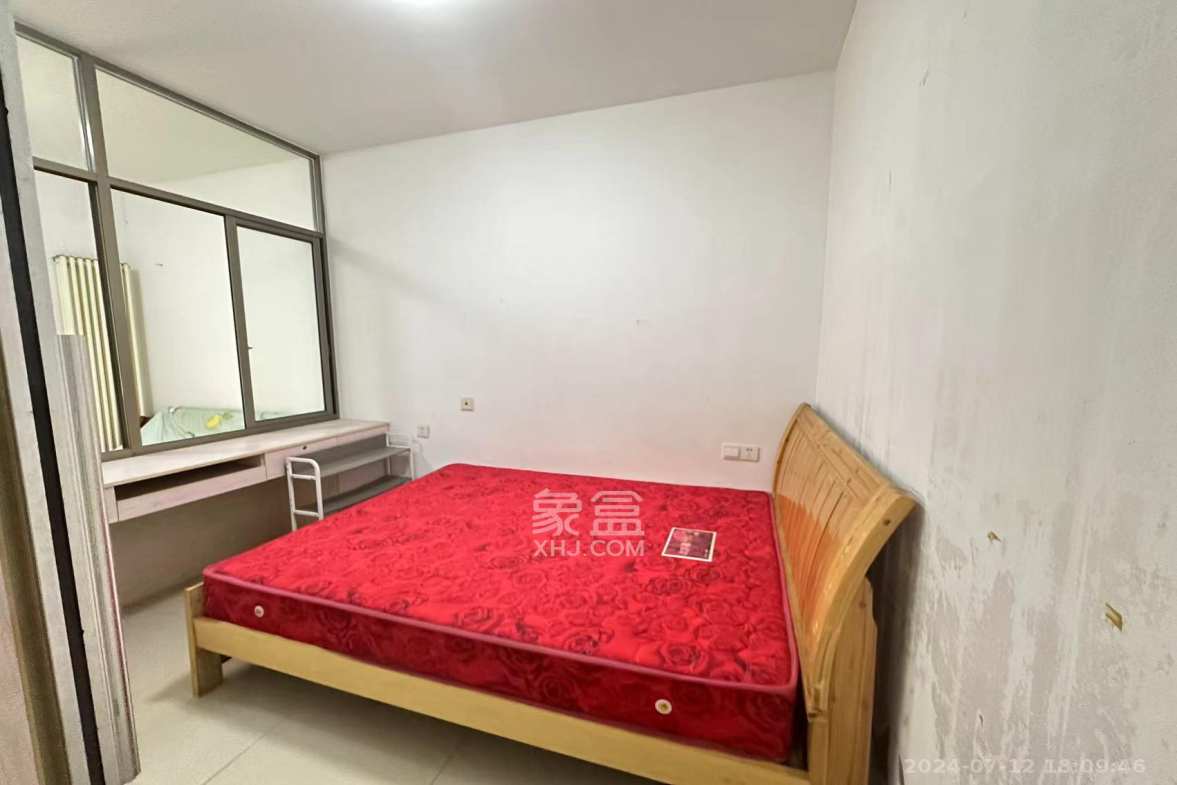 怡海星城  1室1厅1卫    800.0元/月室内图1