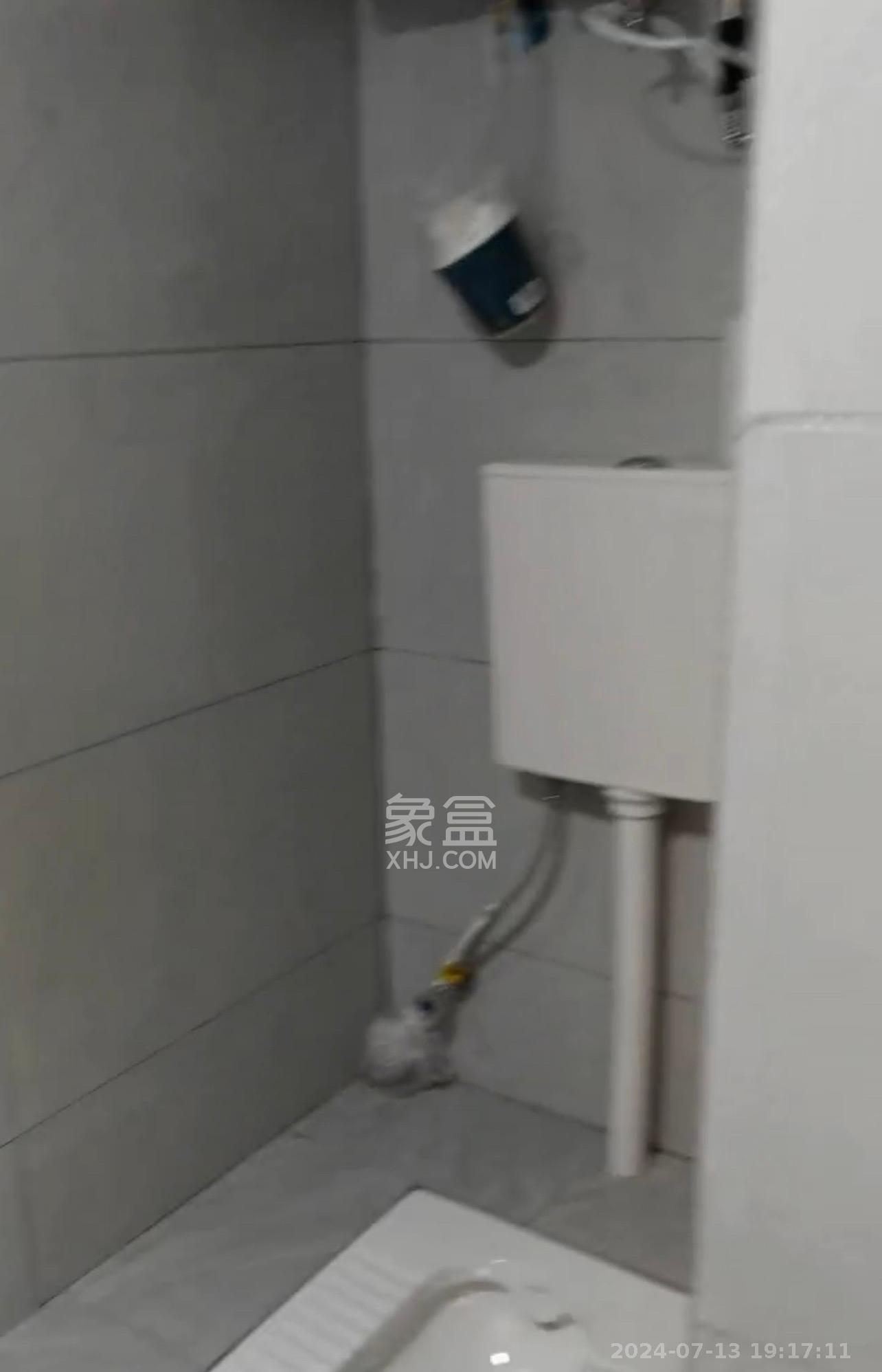 敬天广场  2室2厅1卫   3800.00元/月