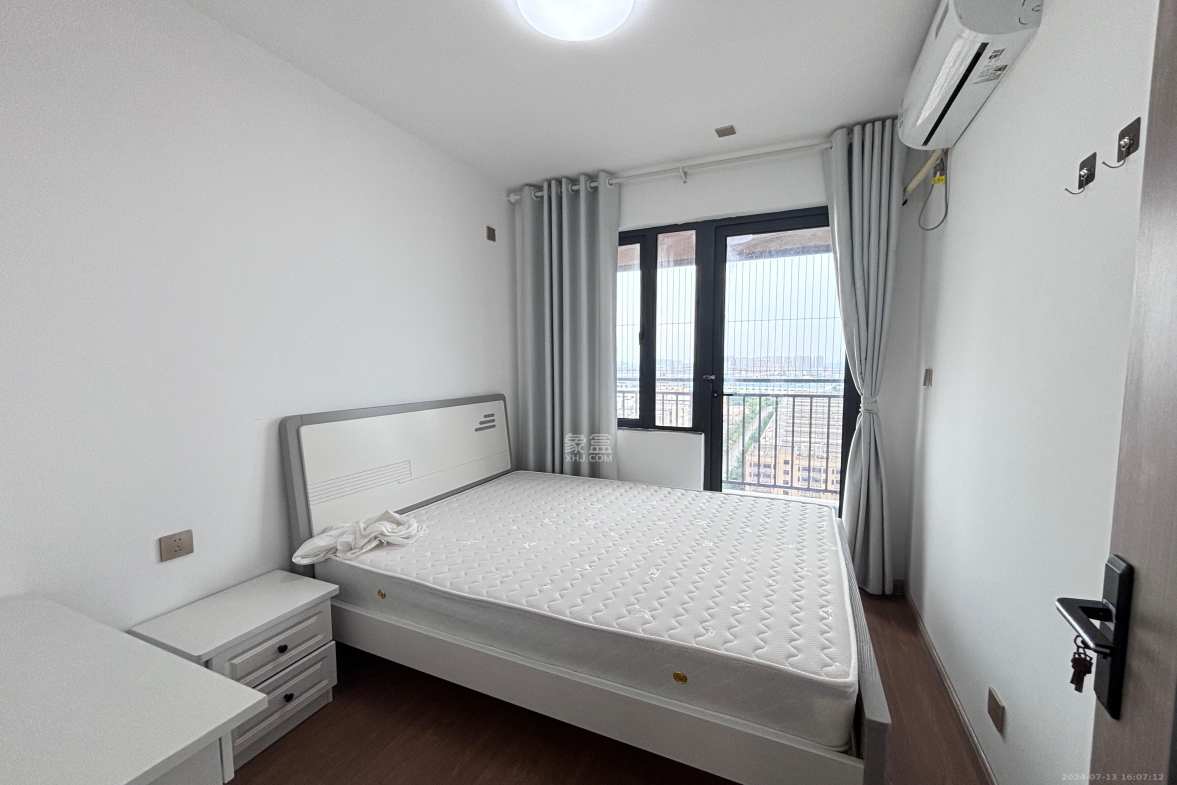 澳海望洲府 3室2厅2卫 2200.0元/月 澳海望洲府 3室2厅2卫 2200.0元/月室内图