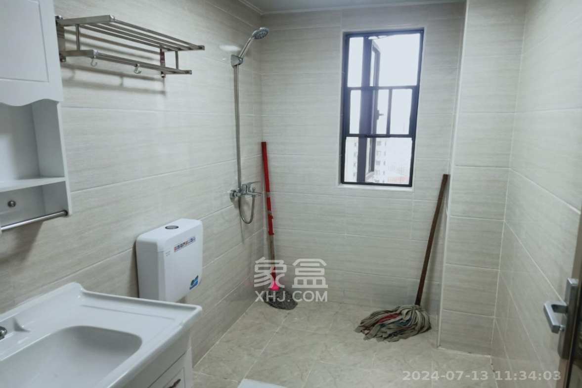 中建嘉和城  3室2厅1卫    2500.0元/月室内图