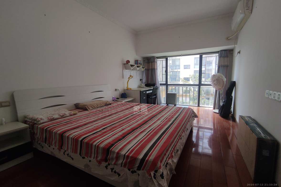 湖南报业文化城(米地亚家园) 3室2厅2卫 2600.0元/月 湖南报业文化城(米地亚家园) 3室2厅2卫 2600.0元/月室内图