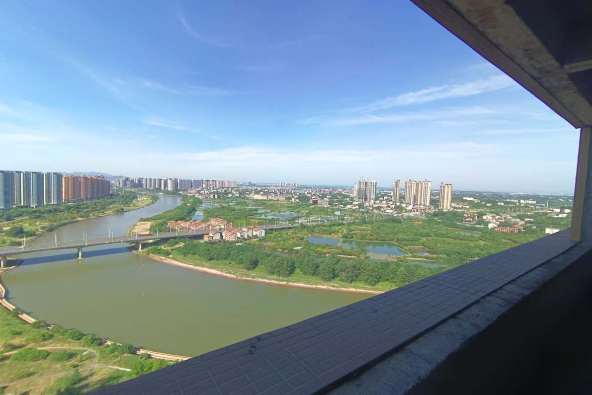 星美新外滩  5室2厅2卫   112.00万室内图