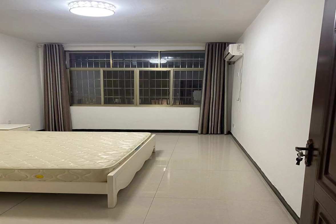 罗家小区西区  1室0厅0卫    650.0元/月室内图