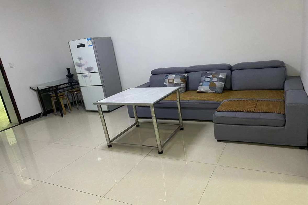 罗家小区西区  1室0厅0卫    650.0元/月室内图1