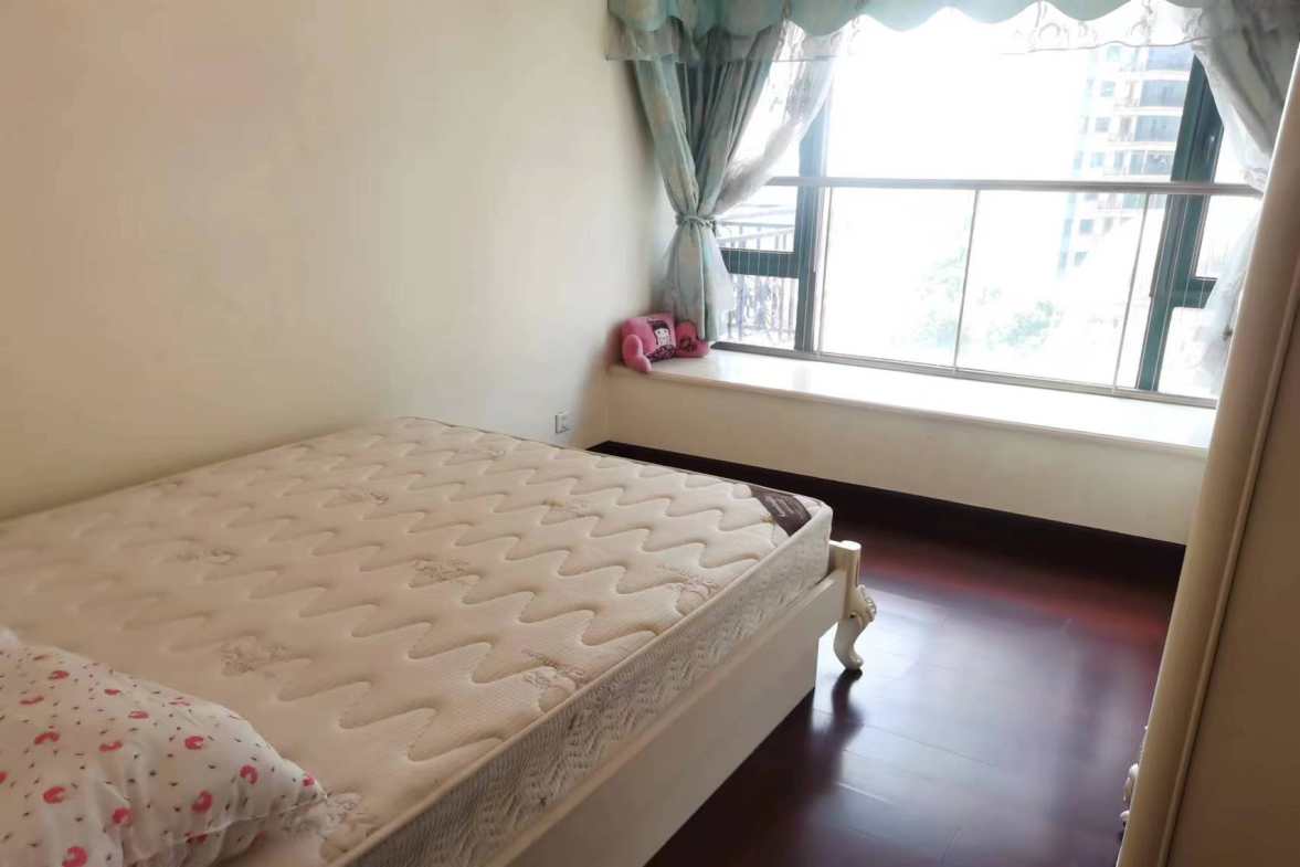 恒大绿洲  3室1厅1卫   2300.00元/月室内图