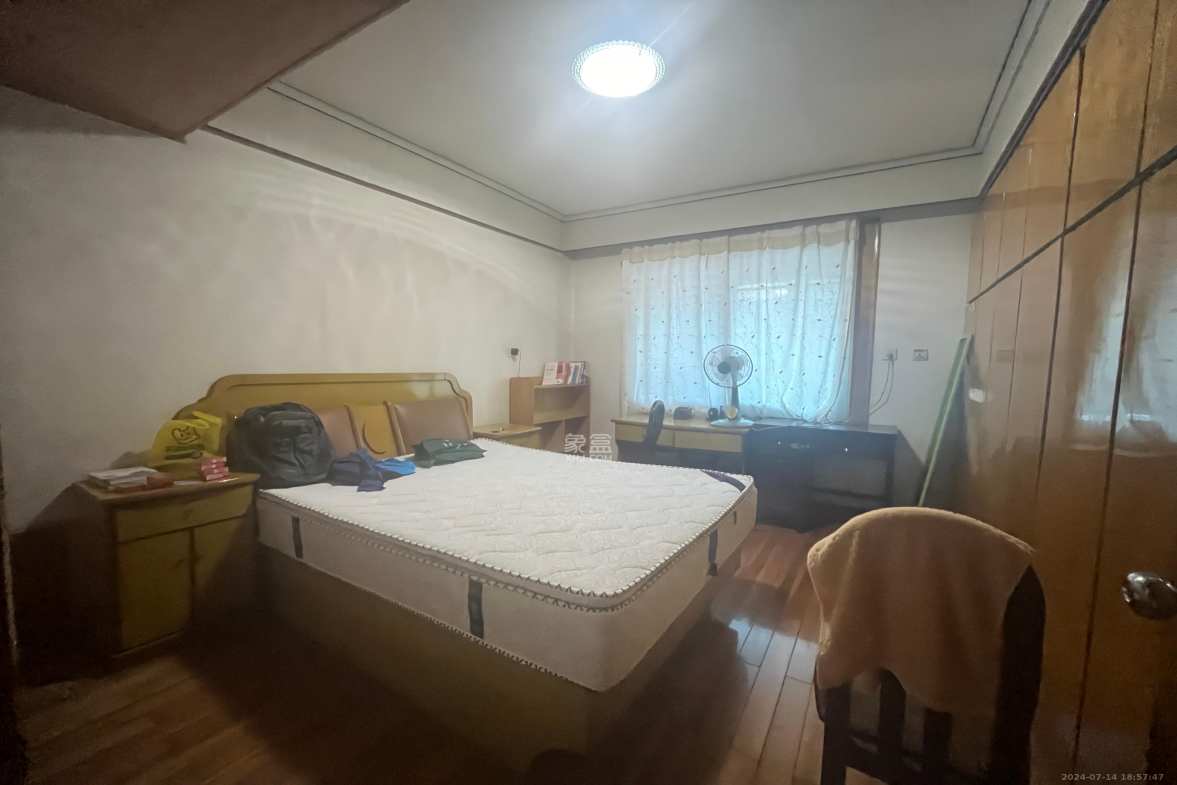 长沙市烟草专卖局单位宿舍  3室2厅2卫   2500.00元/月室内图