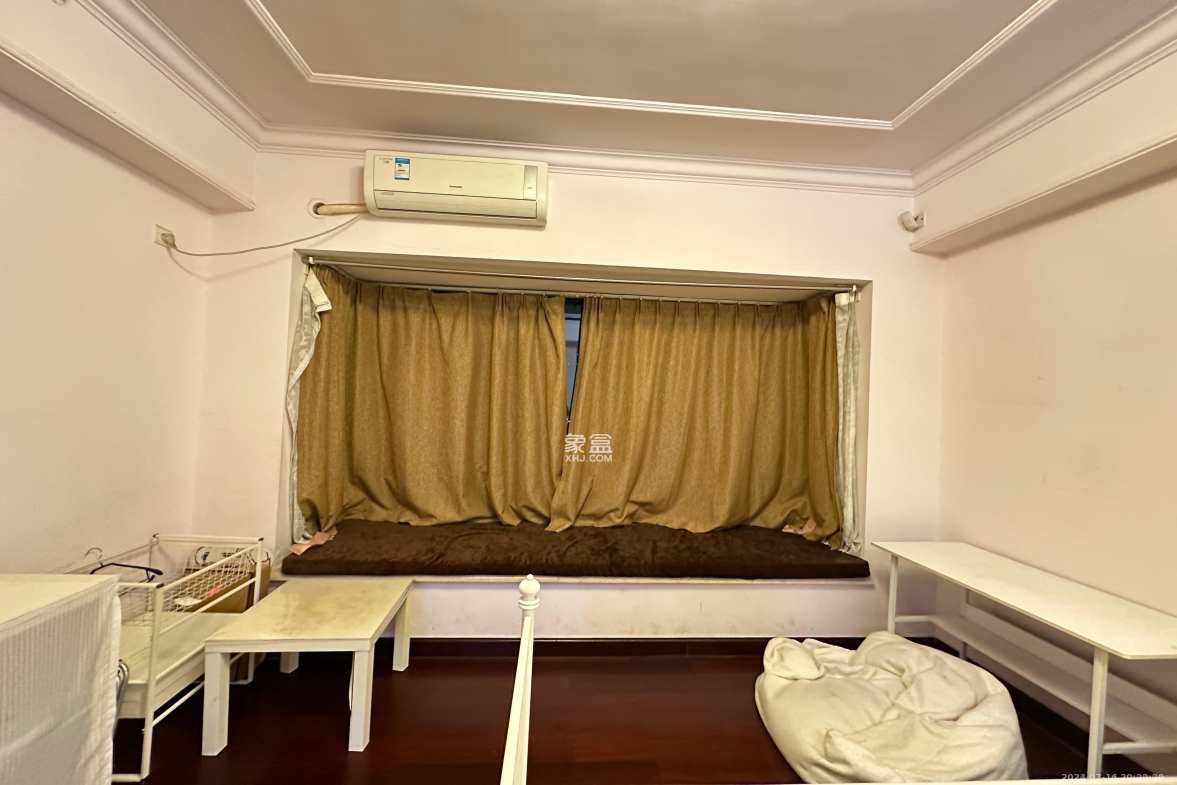 恒大华府  1室1厅1卫   1350.00元/月室内图