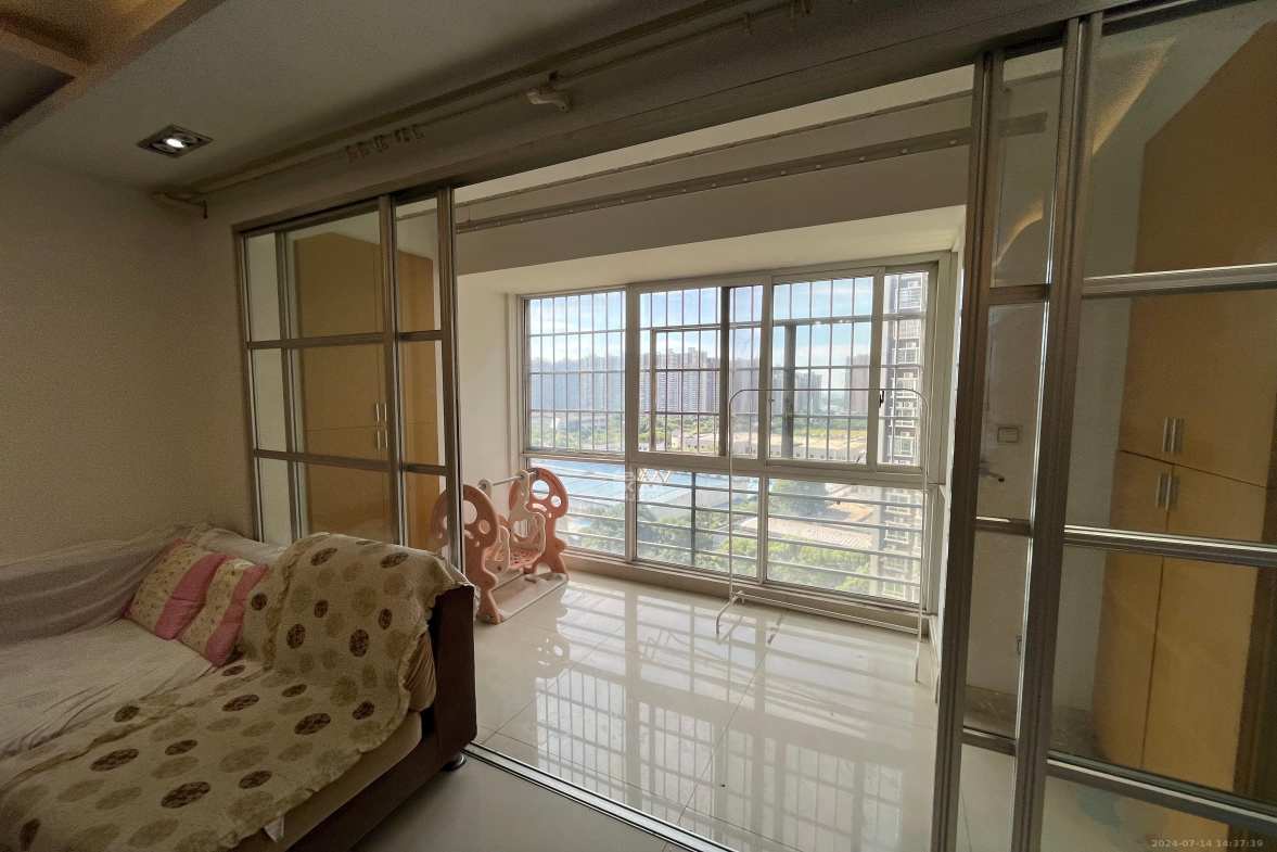 楚天馨苑 3室2厅1卫 2400.0元/月 楚天馨苑 3室2厅1卫 2400.0元/月室内图