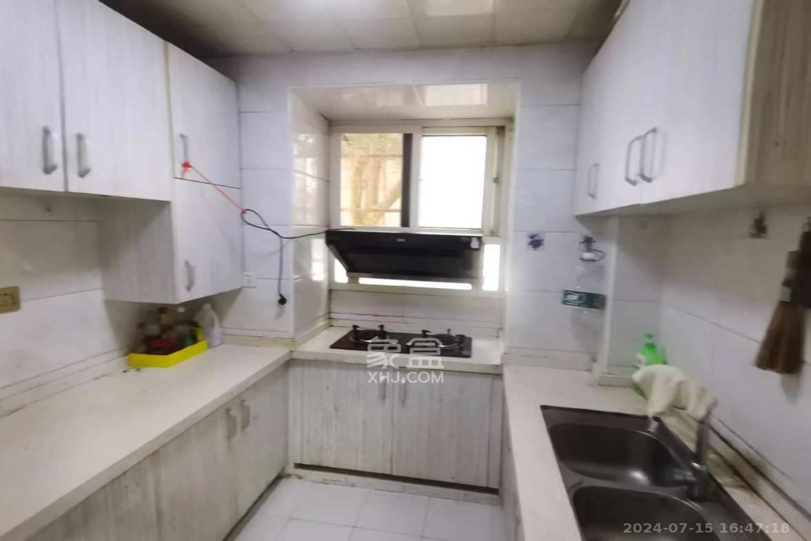 省人大常委会宿舍  4室2厅1卫    2300.0元/月室内图