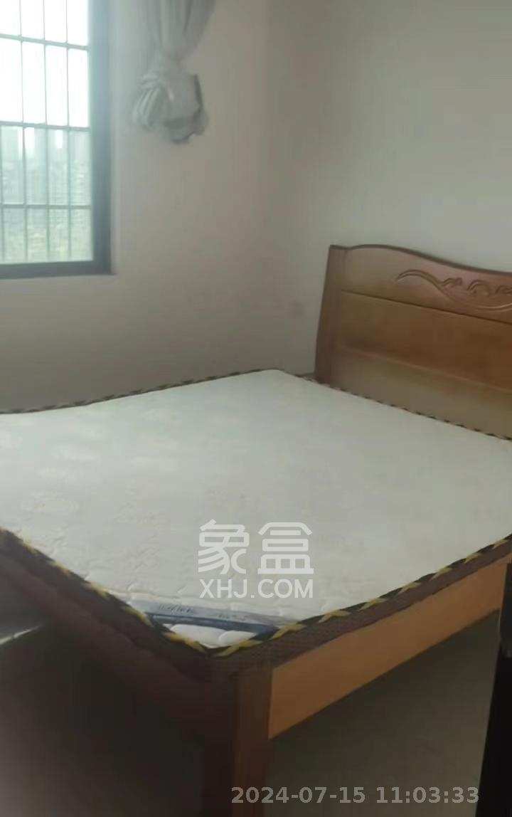鄱阳佳郡  3室2厅2卫   2400.00元/月室内图1