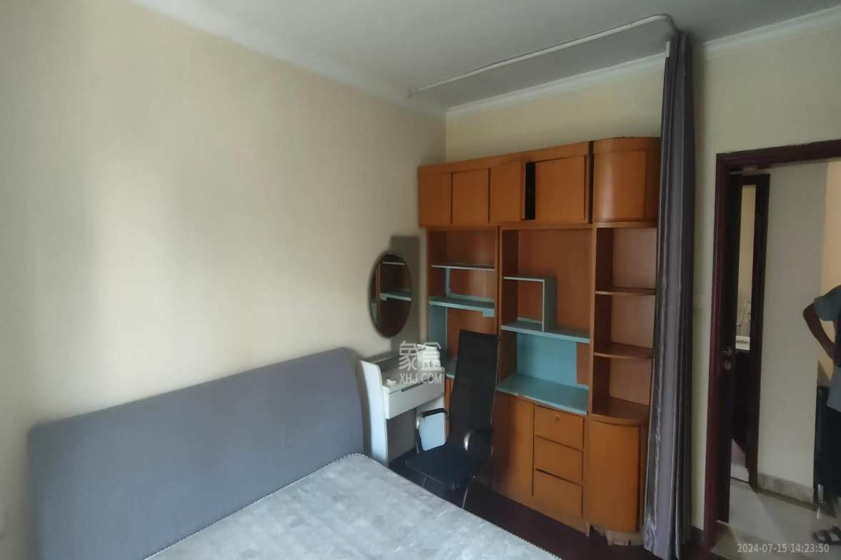 江山帝景雅典  3室2厅2卫    2400.0元/月室内图