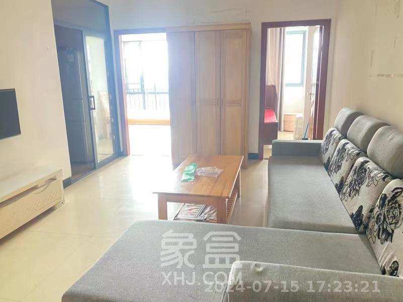 地华梅溪湖畔  1室1厅1卫    1800.0元/月户型图