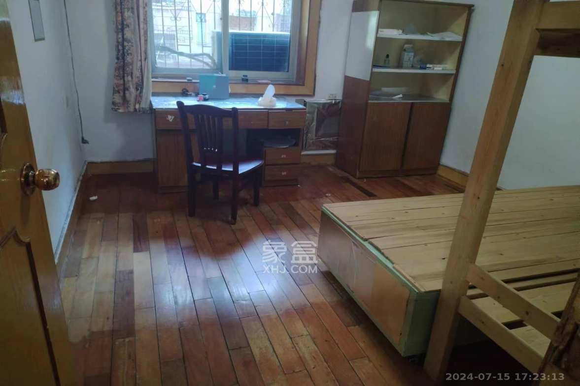 梅岭村  3室2厅1卫   1500.00元/月室内图