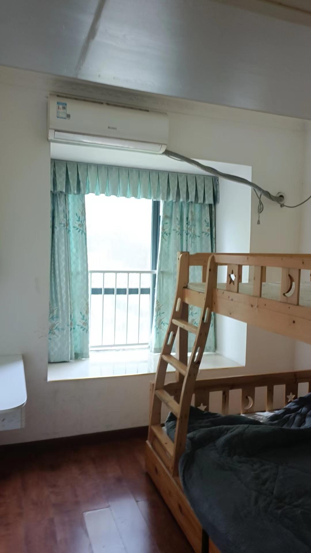 天地人和  3室2厅2卫    2000.0元/月室内图