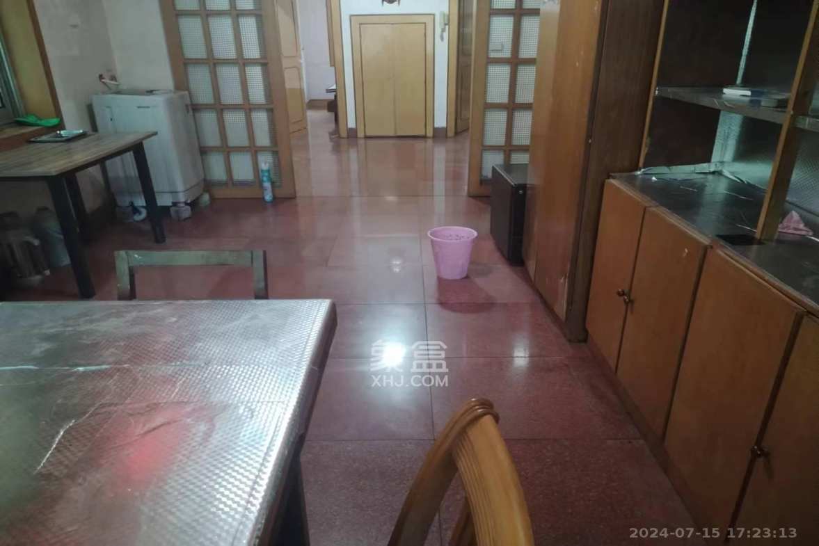 梅岭村  3室2厅1卫   1500.00元/月室内图