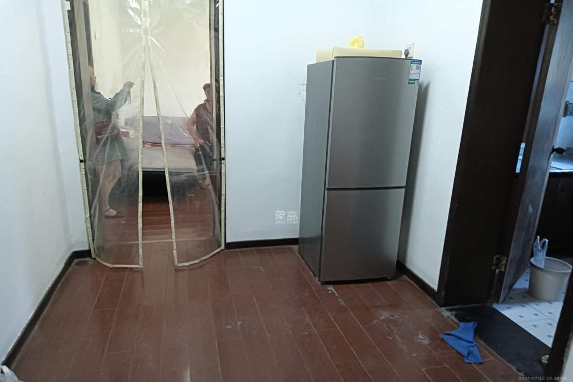 晴佳巷散盘  2室1厅1卫    1600.0元/月室内图