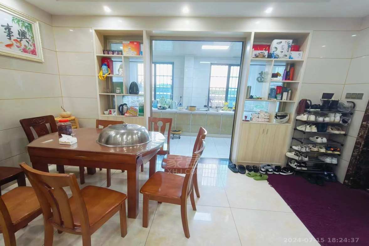 上善国际(翰林府) 3室2厅2卫 1800.0元/月 上善国际(翰林府) 3室2厅2卫 1800.0元/月户型图