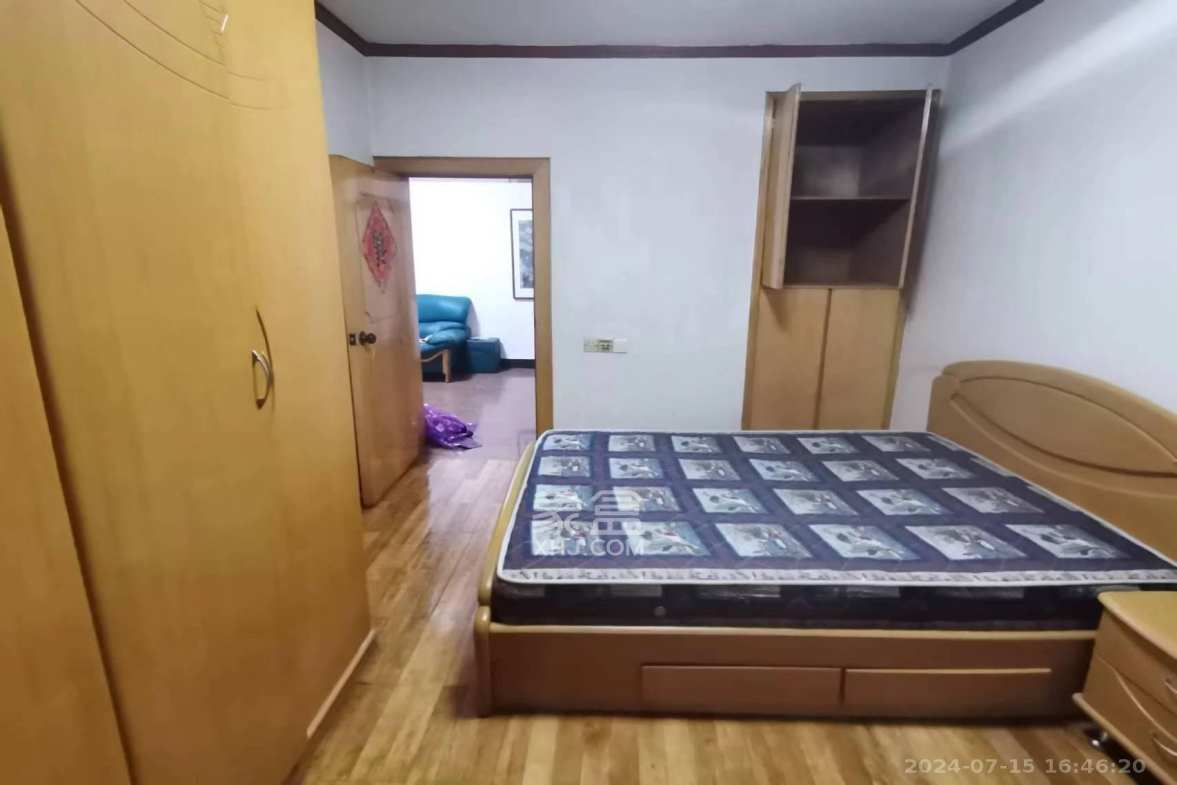 省人大常委会宿舍  4室2厅1卫    2300.0元/月室内图