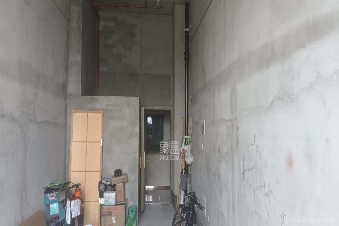 福晟翡翠湾  1室1厅1卫   1500.00元/月室内图