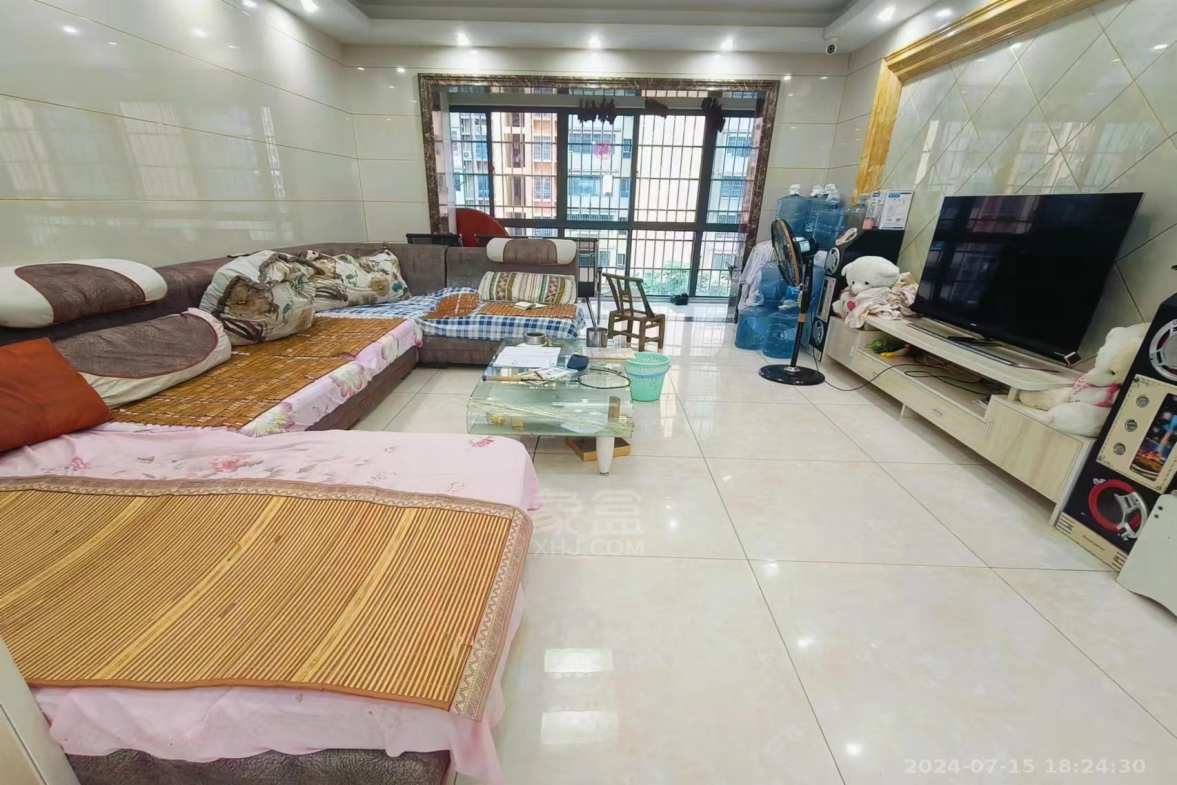 上善国际(翰林府) 3室2厅2卫 1800.0元/月 上善国际(翰林府) 3室2厅2卫 1800.0元/月户型图