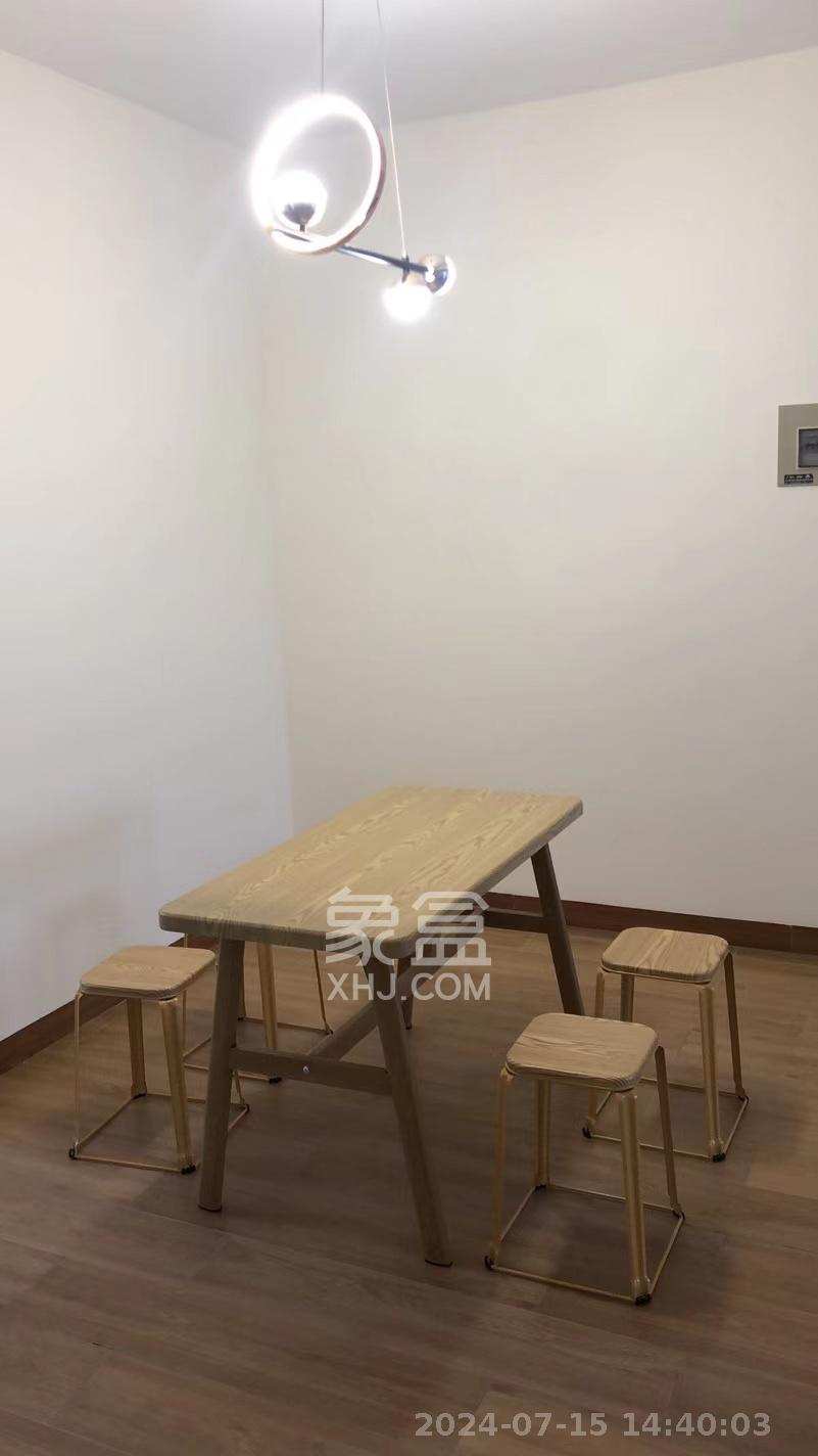 同升湖白竹水乡  3室2厅2卫   2600.00元/月室内图