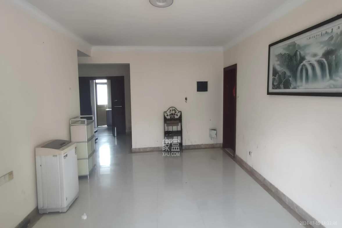 江山帝景雅典  3室2厅2卫    2400.0元/月室内图