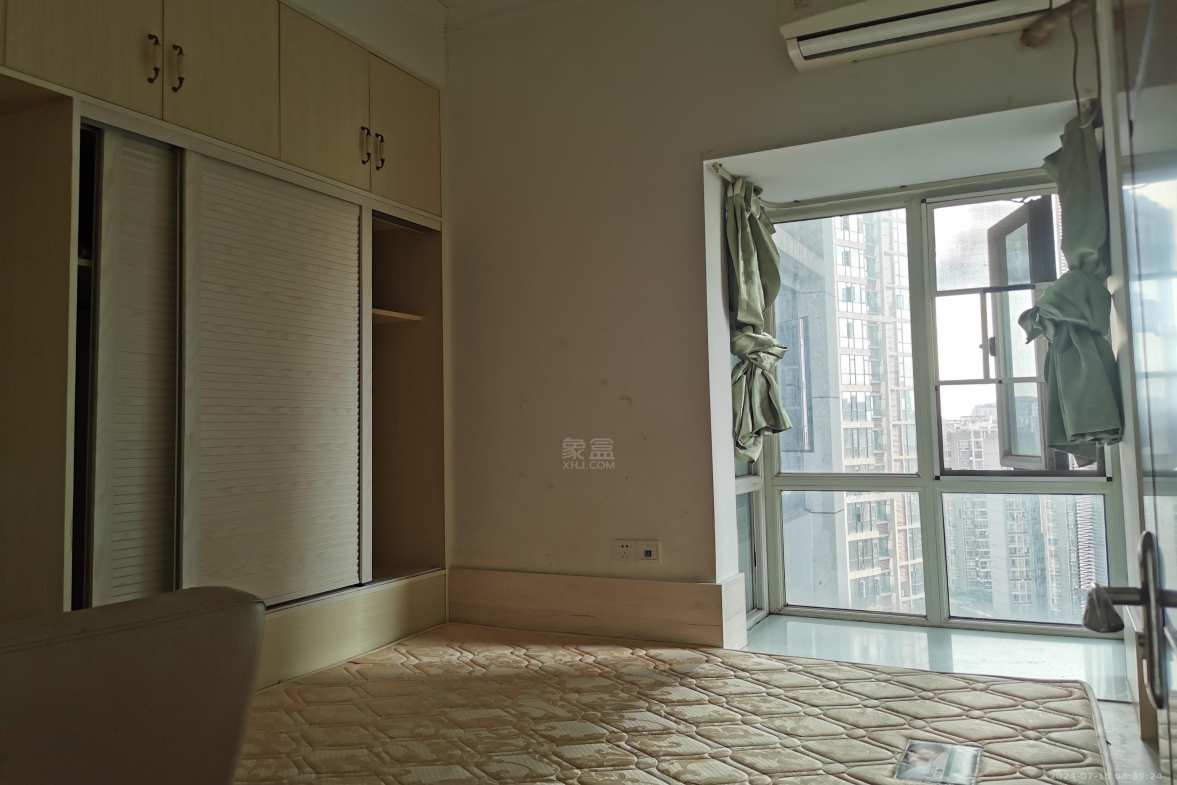 庐山一号  2室2厅1卫   1700.00元/月室内图