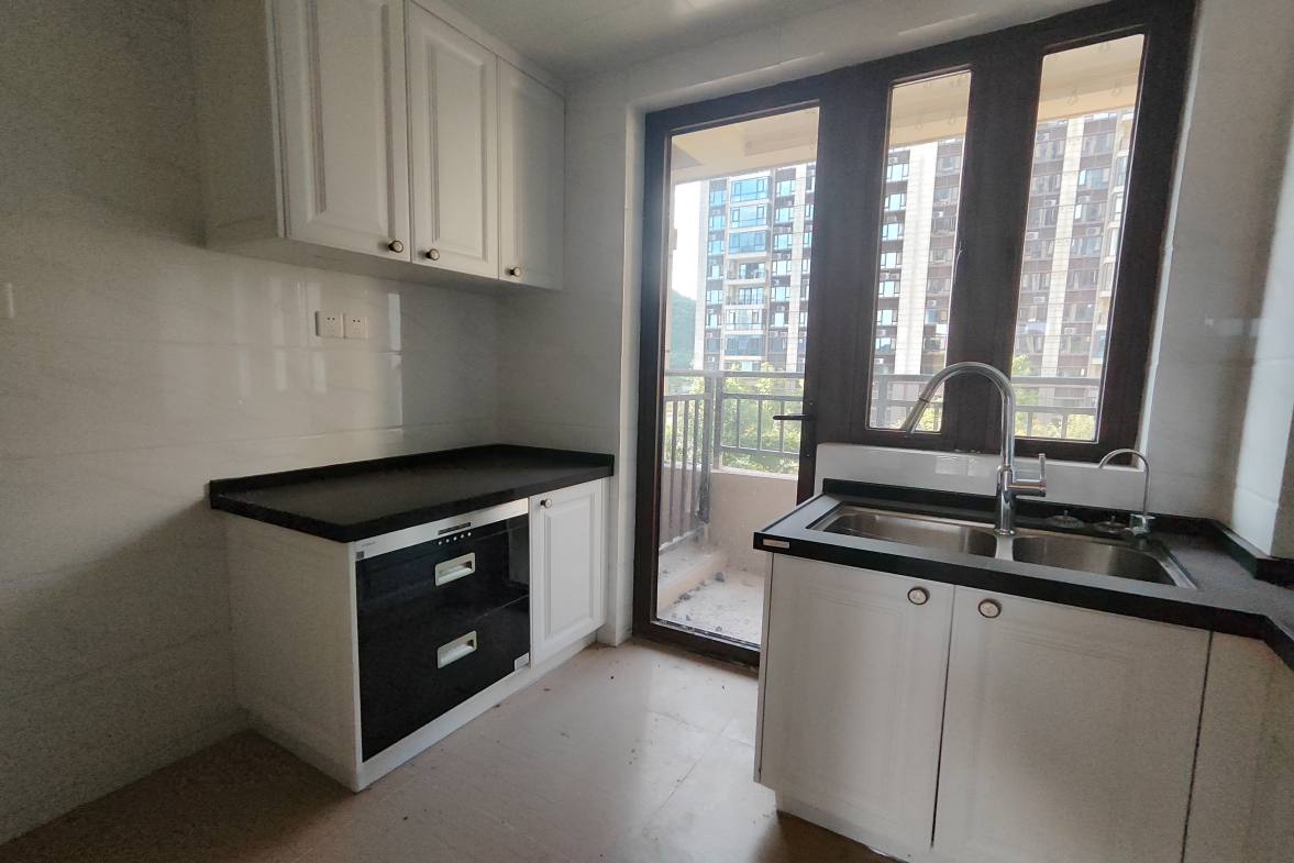 碧桂园豪园-二期  3室2厅2卫    1200.0元/月室内图