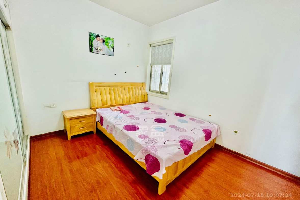 湘绣城  3室2厅2卫    1500.0元/月室内图