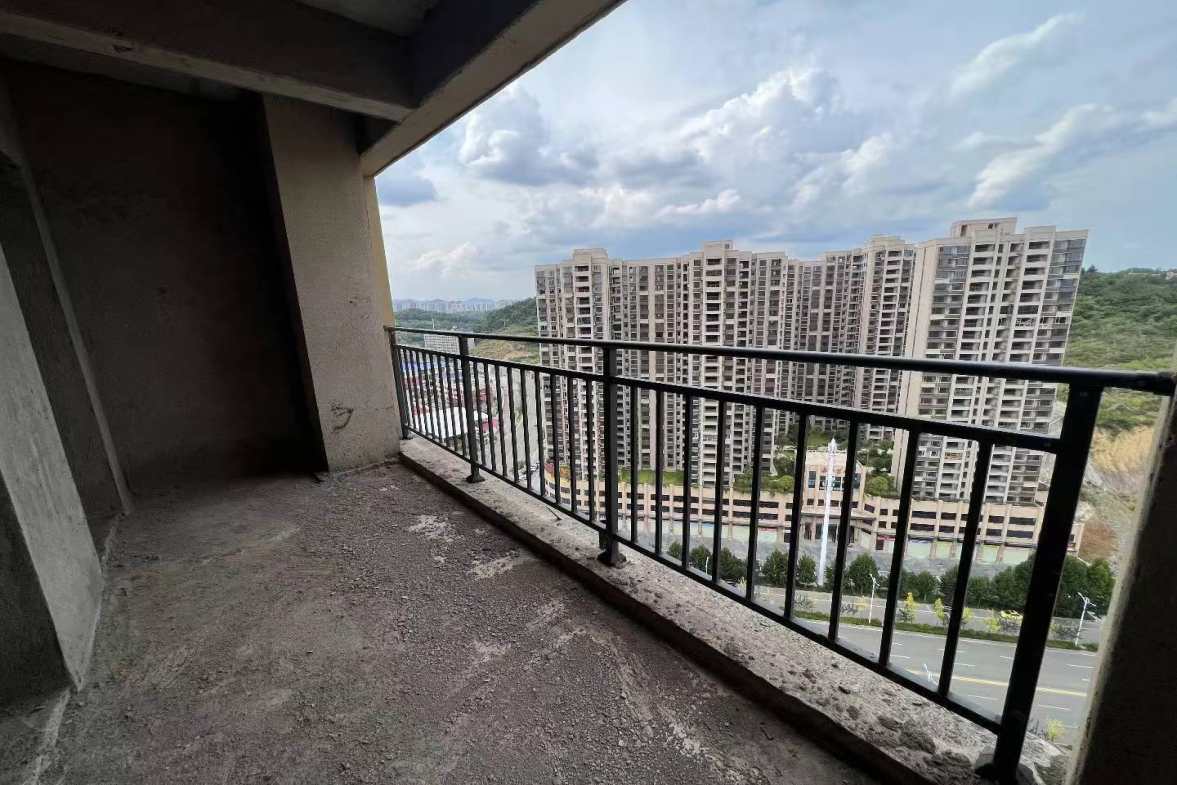 阳光时代  5室2厅3卫   115.00万室内图