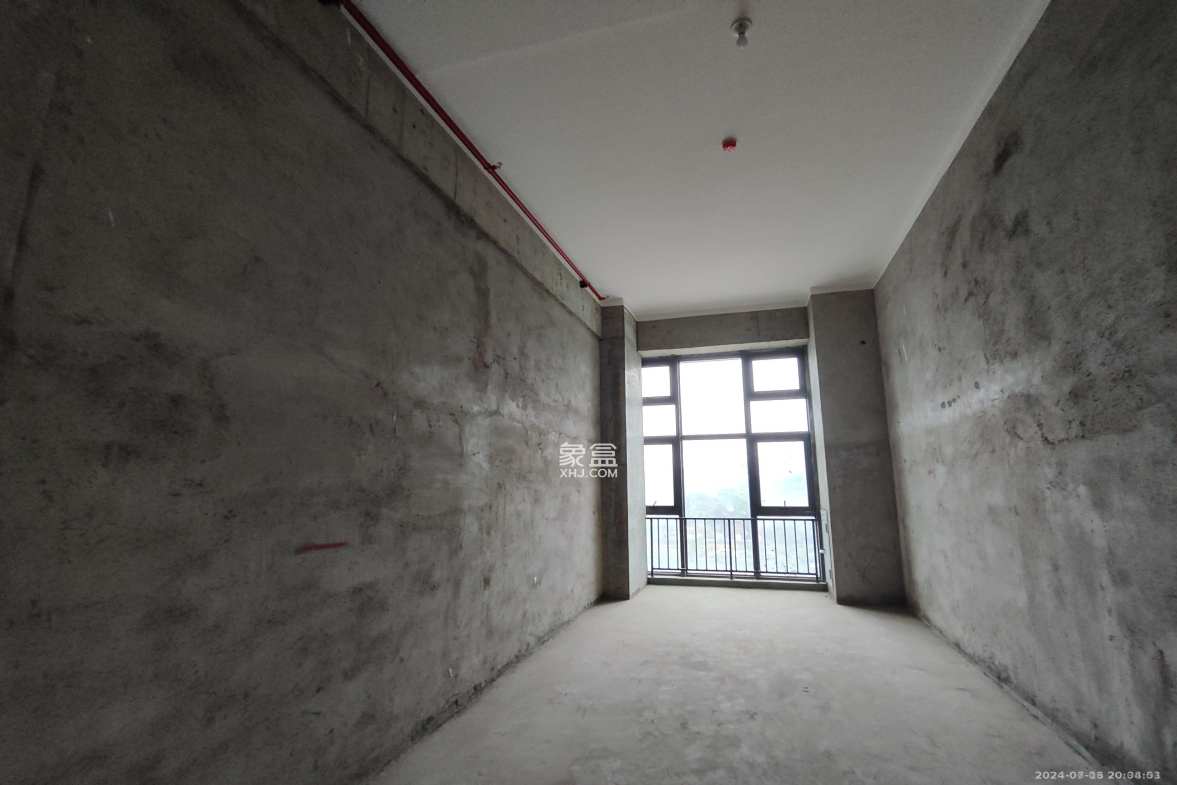 绿地V岛  1室1厅1卫    3500.0元/月室内图