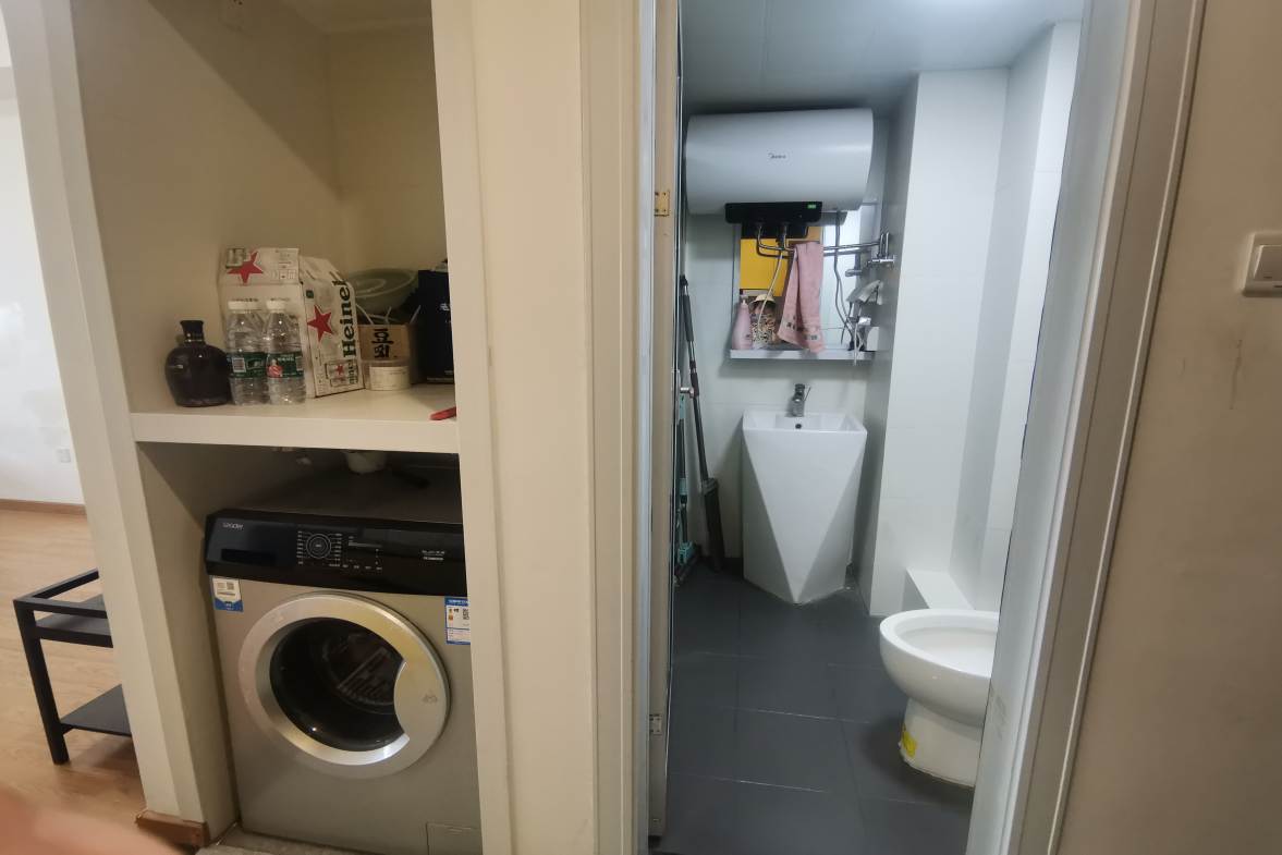 五江碧桂园城市广场 1室1厅1卫 800.0元/月 五江碧桂园城市广场 1室1厅1卫 800.0元/月室内图