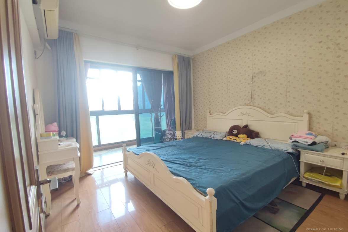 珠江花城三期锦鲤 3室2厅1卫 2500.0元/月 珠江花城三期锦鲤 3室2厅1卫 2500.0元/月室内图