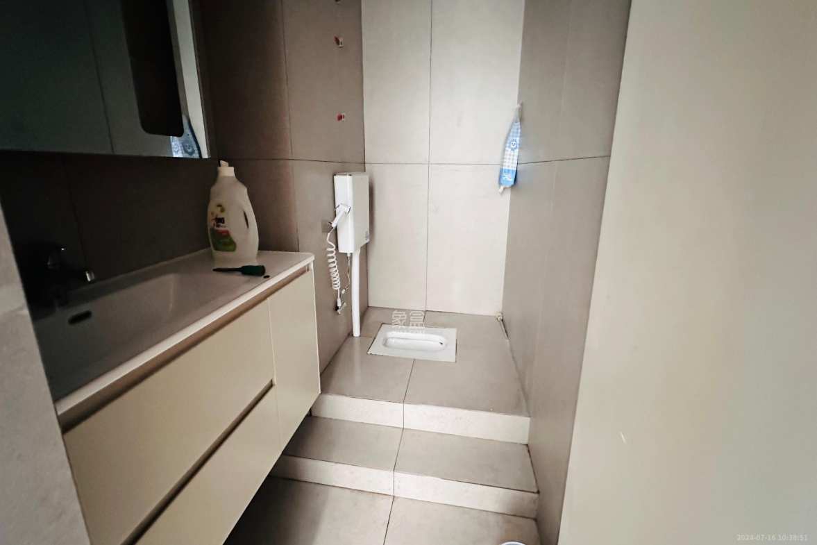 吉联小区（红墅湾）  10室4厅3卫   16000.00元/月室内图