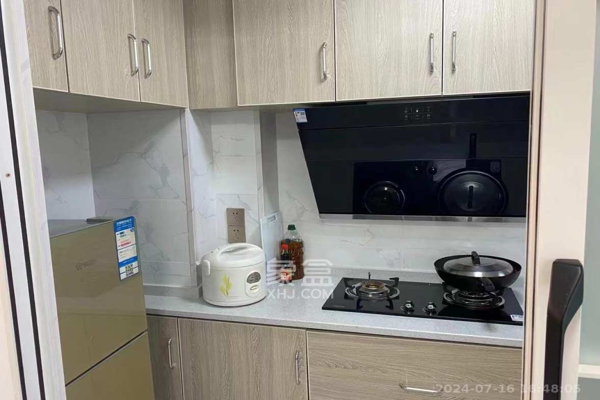 鸥波港湾  1室1厅1卫    2100.0元/月室内图