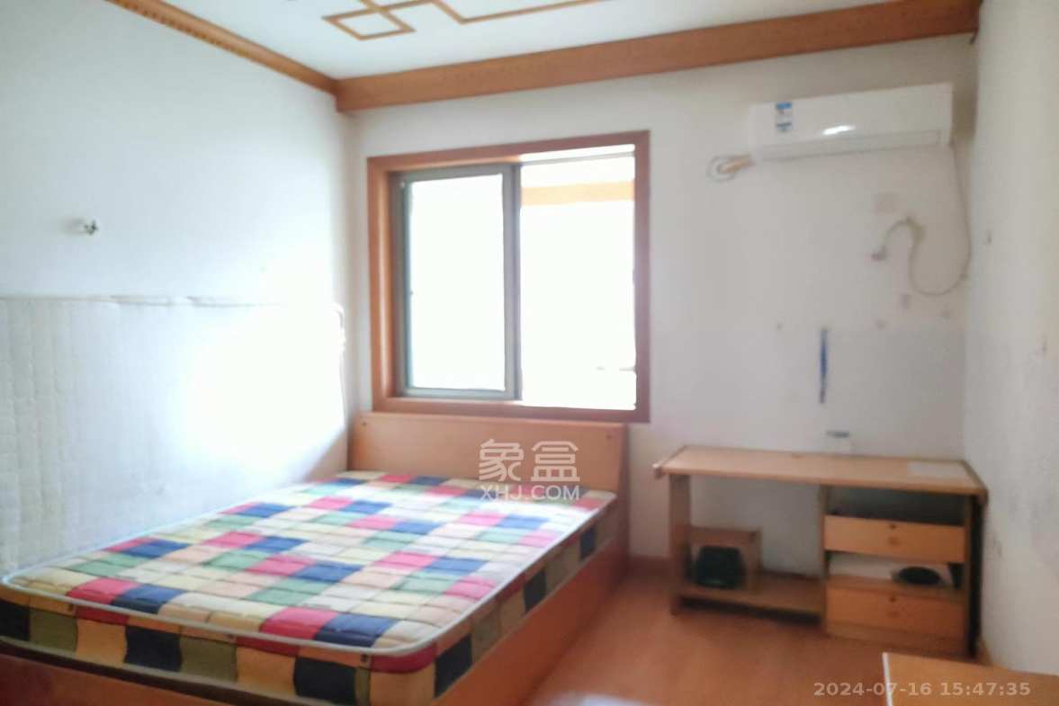 地税五分局小区  3室2厅1卫   2200.00元/月室内图