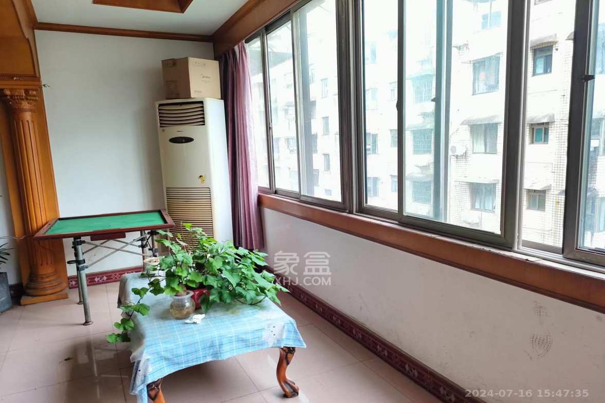 地税五分局小区  3室2厅1卫   2200.00元/月室内图