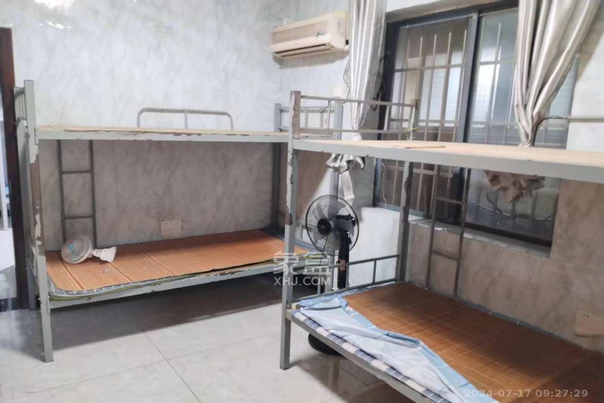东文庙坪  1室1厅1卫   2200.00元/月室内图