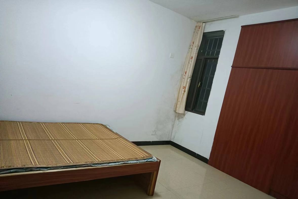 勤政小区(小科七、八、十号地) 4室2厅2卫 1800.0元/月 勤政小区(小科七、八、十号地) 4室2厅2卫 1800.0元/月室内图