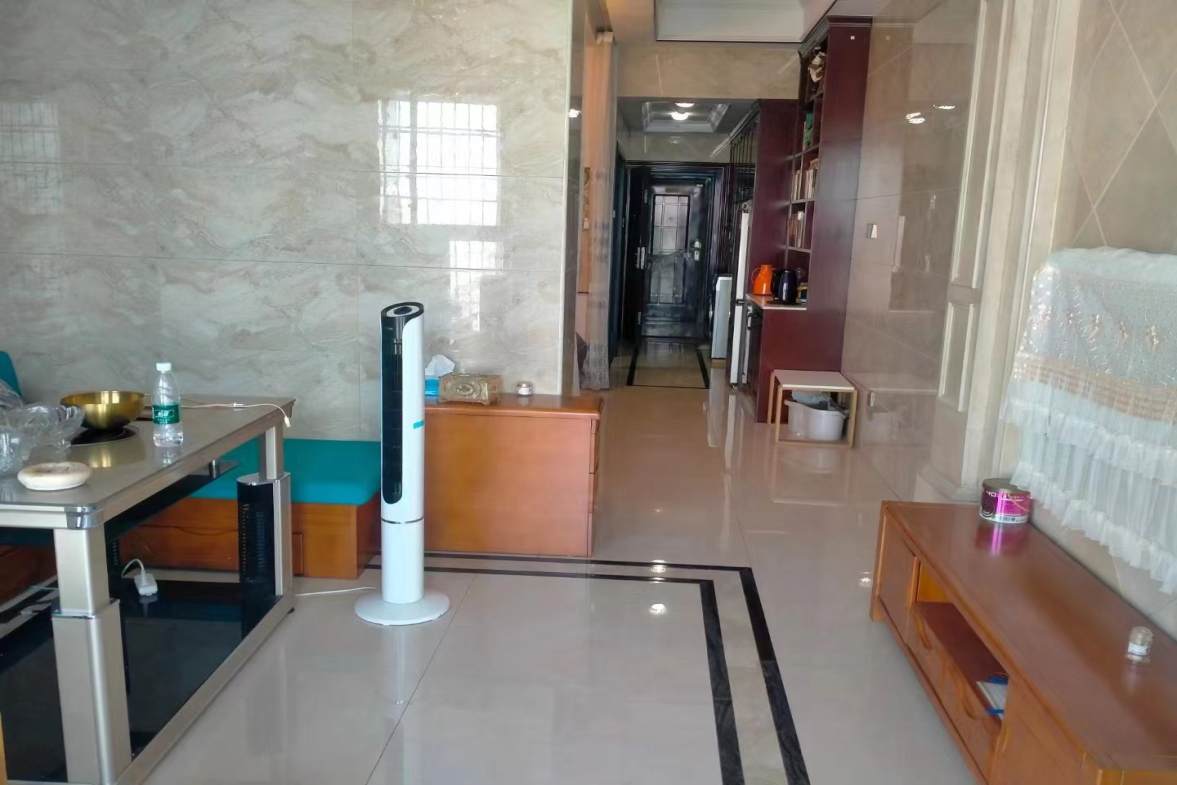 新九龙环球商业广场  2室1厅1卫    900.0元/月室内图