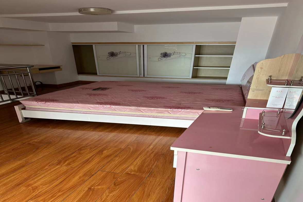 龙泰上品  1室1厅1卫    1000.0元/月室内图